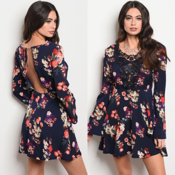 Glamvault Dresses & Skirts - Last // Navy Open Back Floral Dress With Lace